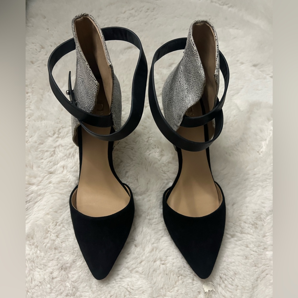 ‼️LAST CHANCE ‼️Joe’s Jeans Heels